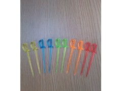 厂家直销 塑料剑形果签 果针 一次性酒店用品